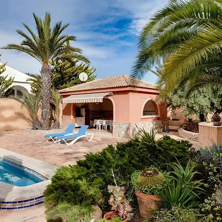 Charming In Torrevieja With Private Pool Appartement *