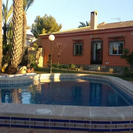 Appartement Charming In Torrevieja With Private Pool *